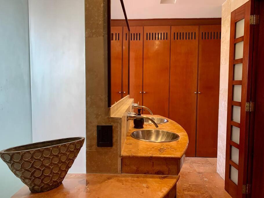 Charming Lagoon Front Villa By Casa Paraiso Cancun Exterior photo